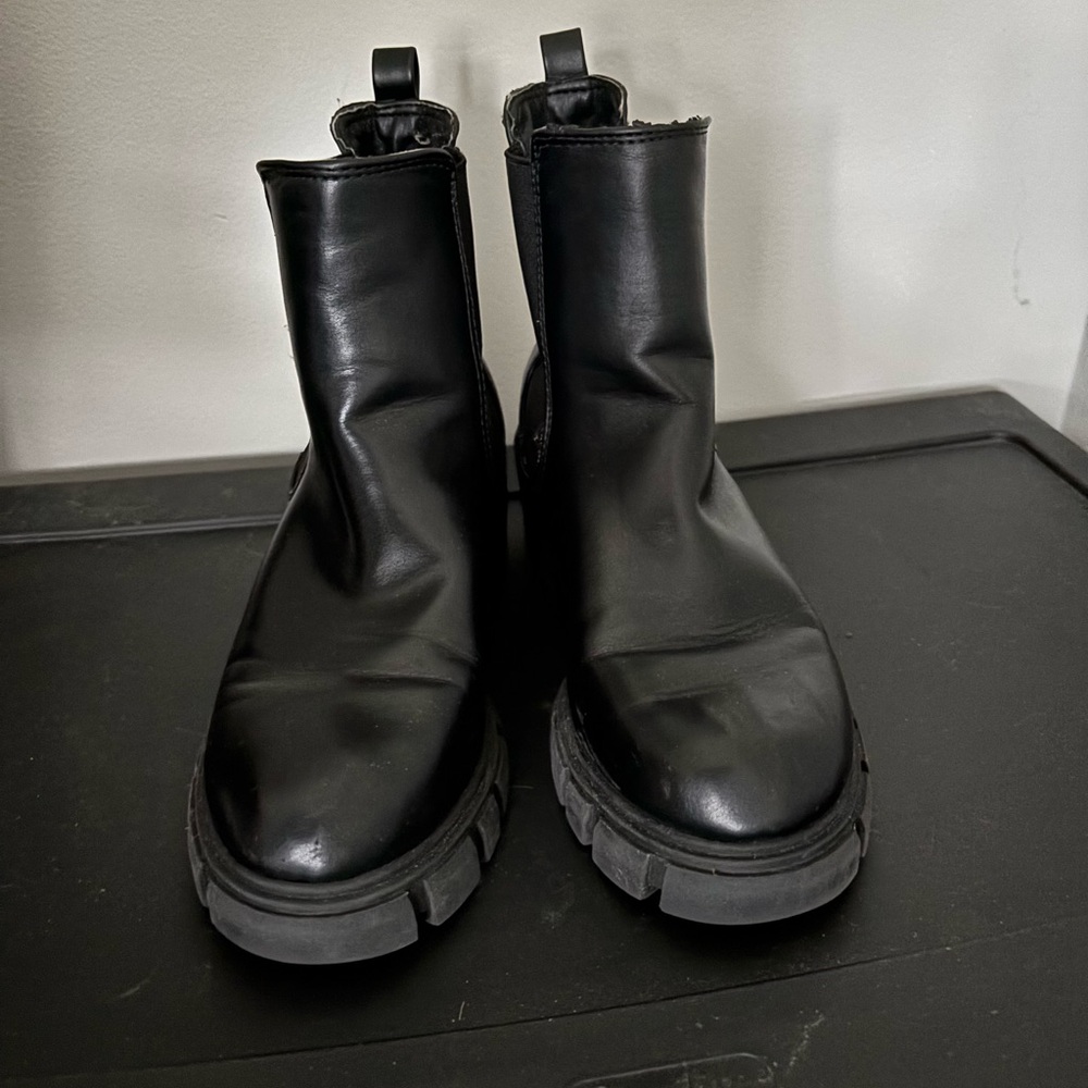 Madden Girl Chelsea Boots